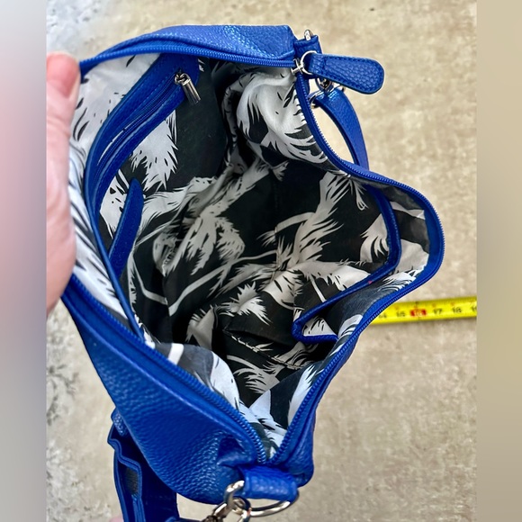 Steve Madden shoulder or crossbody bag - Picture 4 of 5